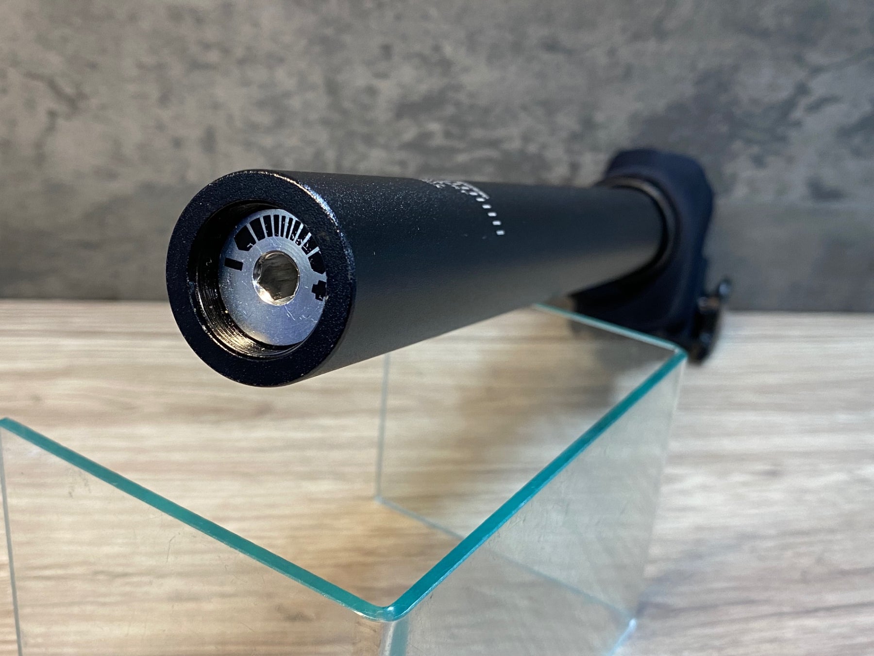 JK839 SR SUNTOUR NCX サスペンション シートポスト アルミ 黒 Φ30.9