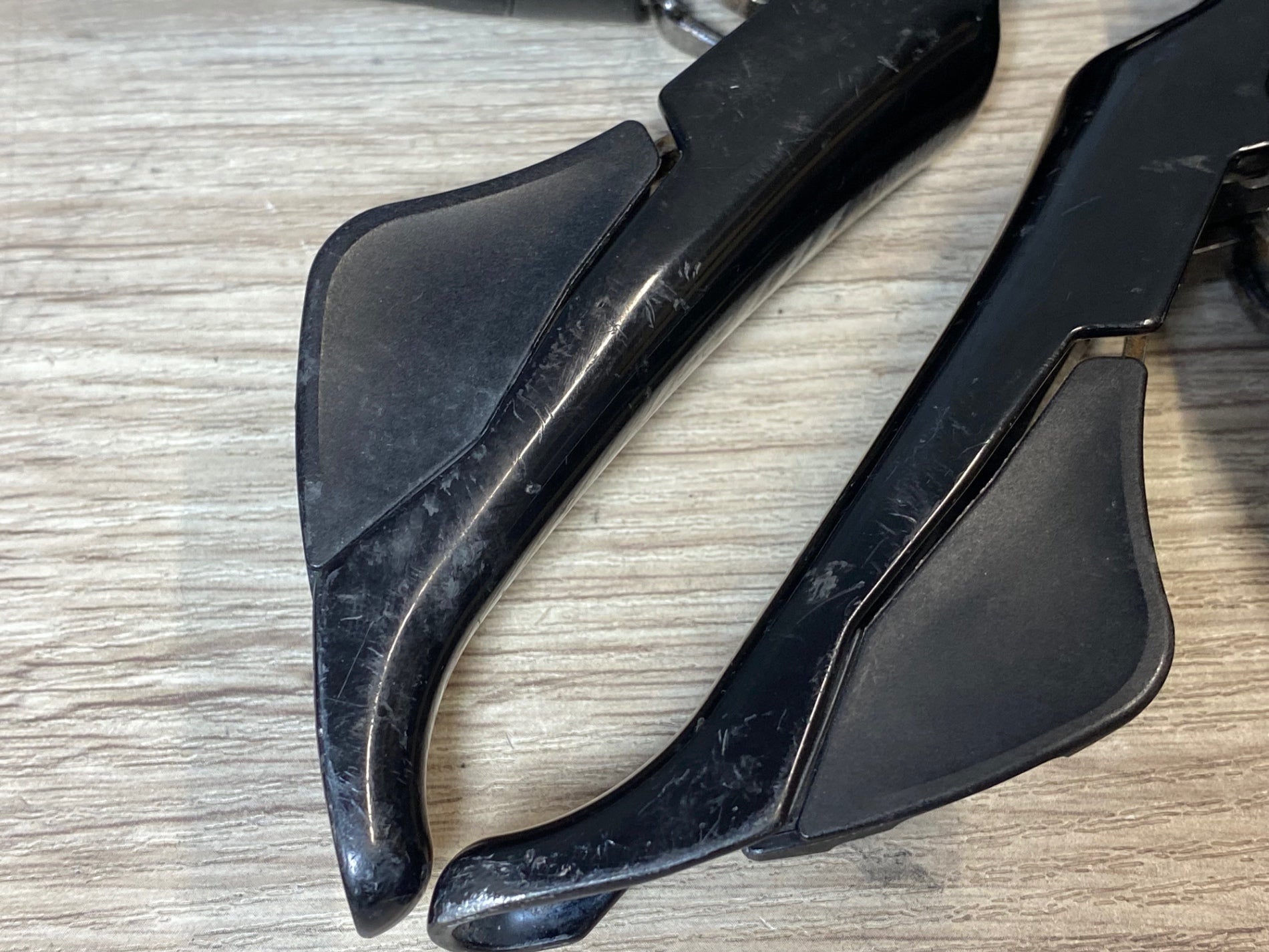 JQ038 シマノ SHIMANO 105 ST-R7020 STIレバー 2x11S 油圧 ※ネーム