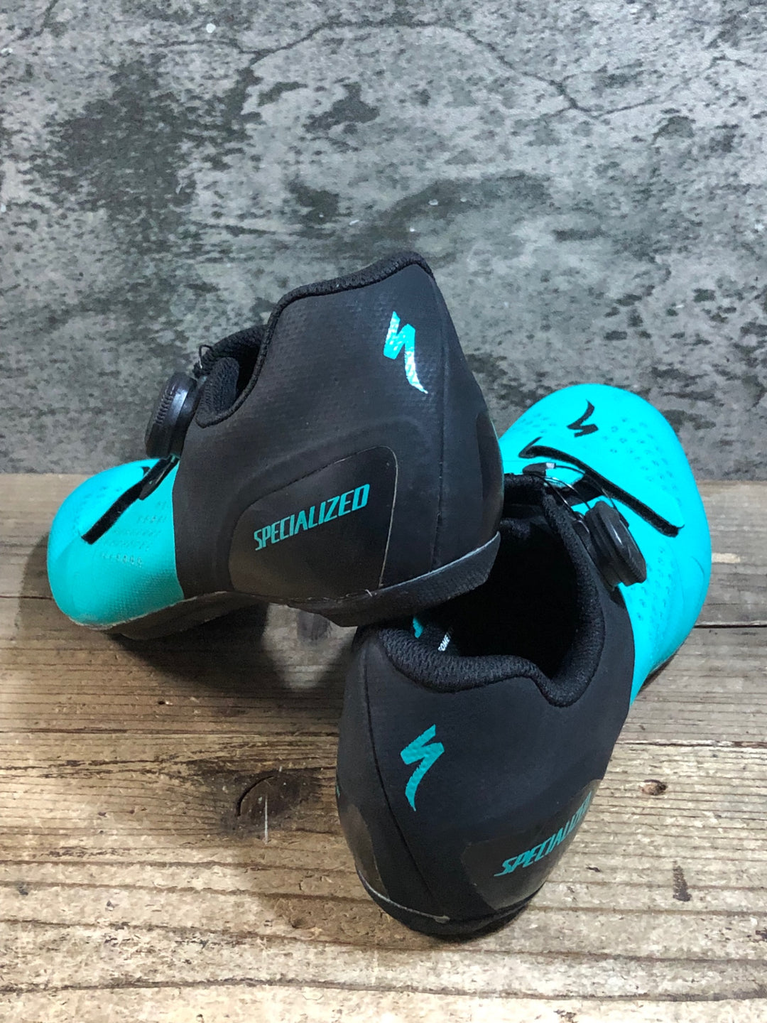 KB778 スペシャライズド SPECIALIZED TORCH 2.0 ビンディングシューズ BOA 3穴 黒 ターコイズ EU43