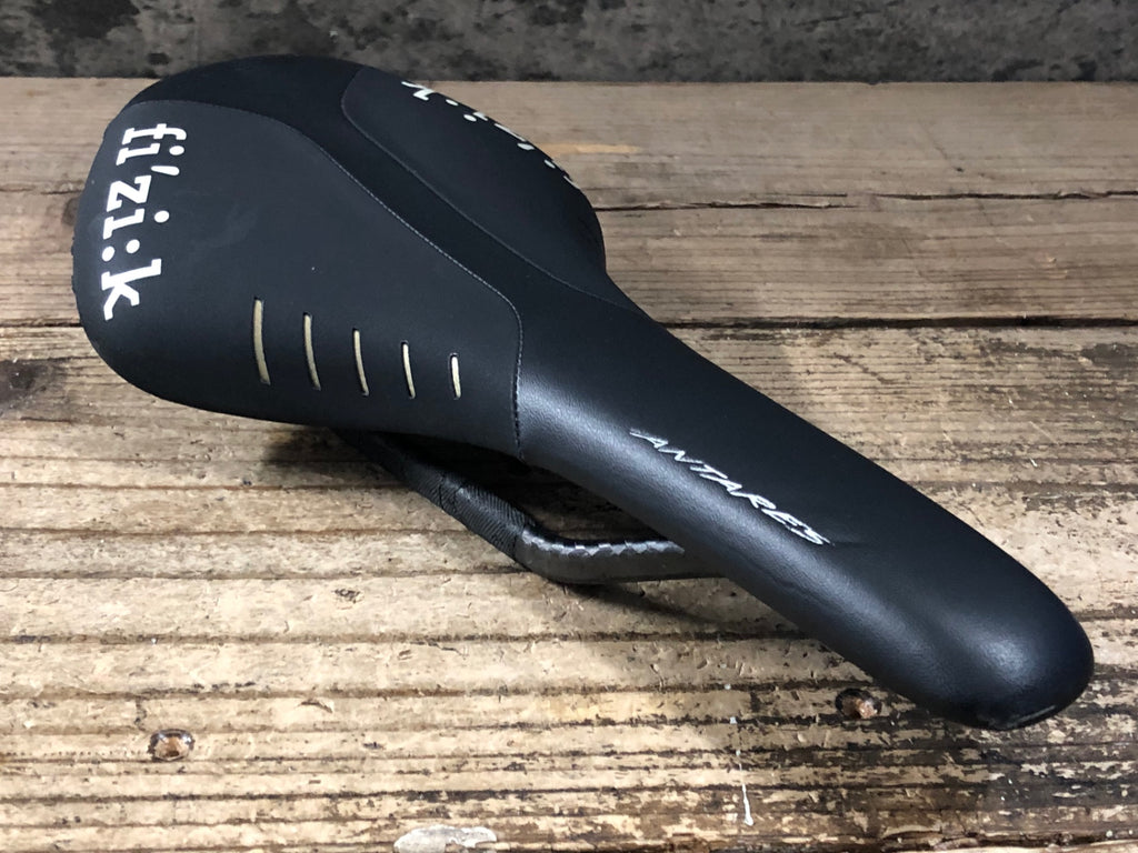 JT073 フィジーク fizik ANTARES R3 サドル 黒 カーボンレール 140mm