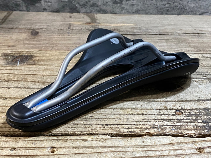 KC307 セライタリア selle italia NOVUS EVO BOOST SUPERFLOW サドル 黒 145mm L3 Ti316 レール