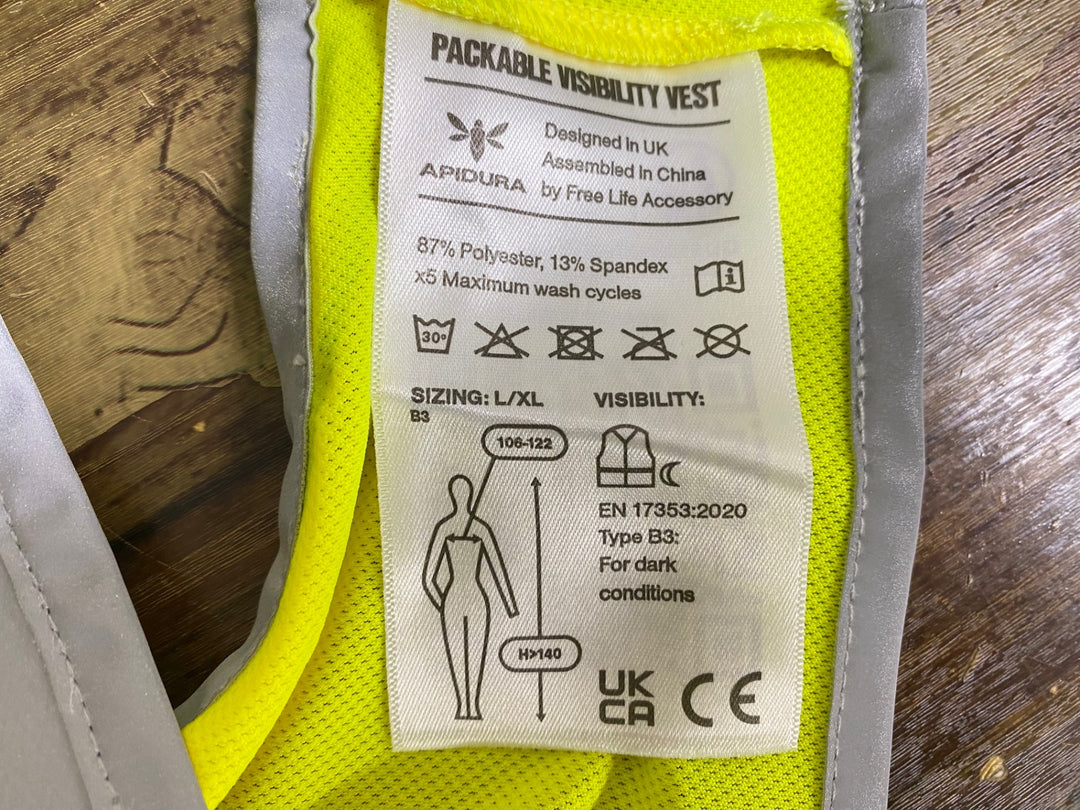 KC010 アピデュラ APIDURA PACKABLE VISIBILITY VEST サイクルベスト 黄