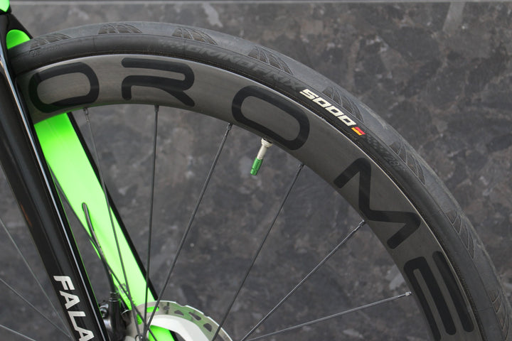エルヴス ELVES ファラス プロ FALATH PRO DISC 2022モデル 49サイズ シマノ アルテグラ R8170 MIX Di2 12S カーボン ロードバイク 【福岡店】