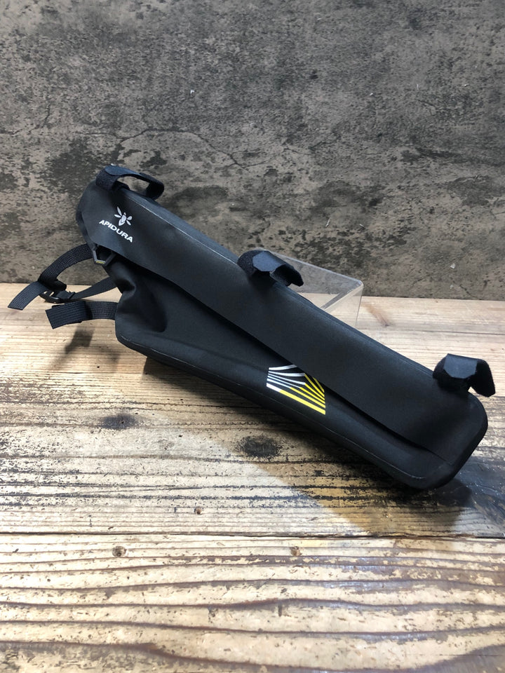 JY797 アピデュラ APIDURA レーシング・トップチューブパック・ボルトオン
