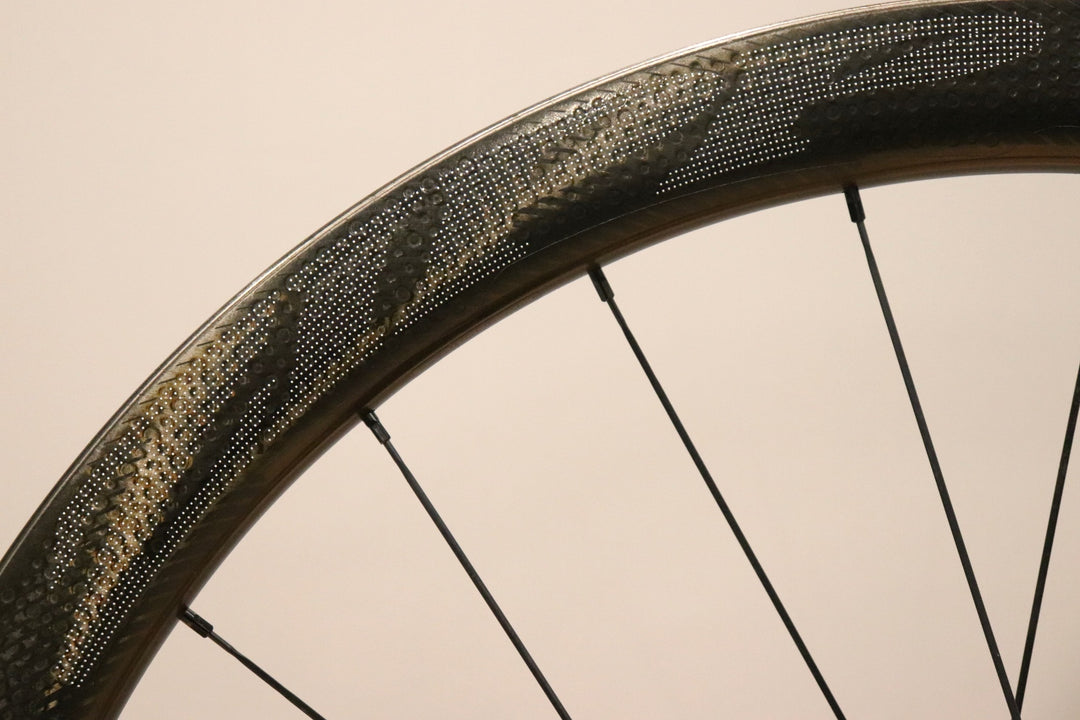 ジップ ZIPP 202 303 NSW DISC カーボン チューブレスレディ ホイールセット シマノ11/12S 21C 【仙台店】