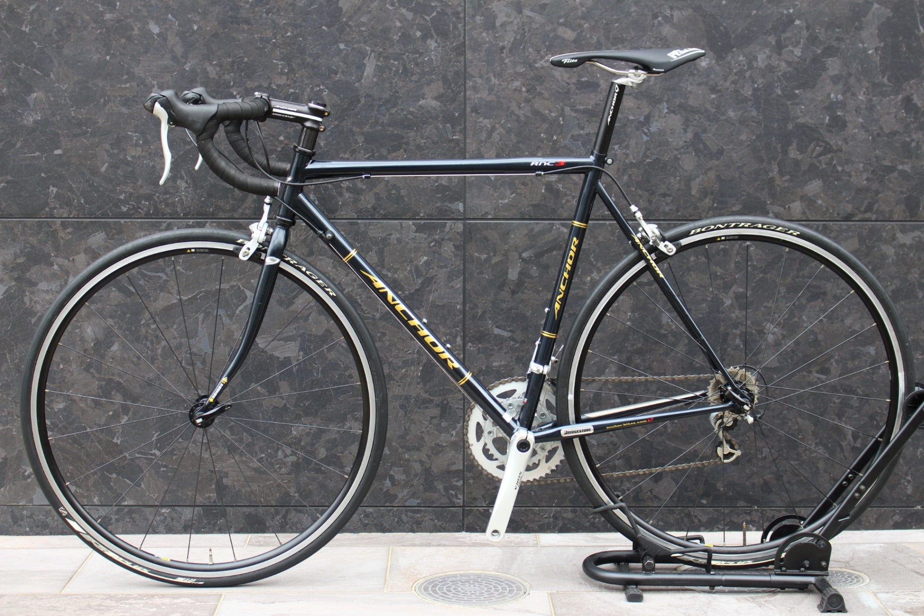 ANCHOR アンカー ＲＥＡ3ロードバイク シマノ アンカー ANCHOR RNC3 550サイズ シマノ ソラ 9S 3400 クロモリ ロード