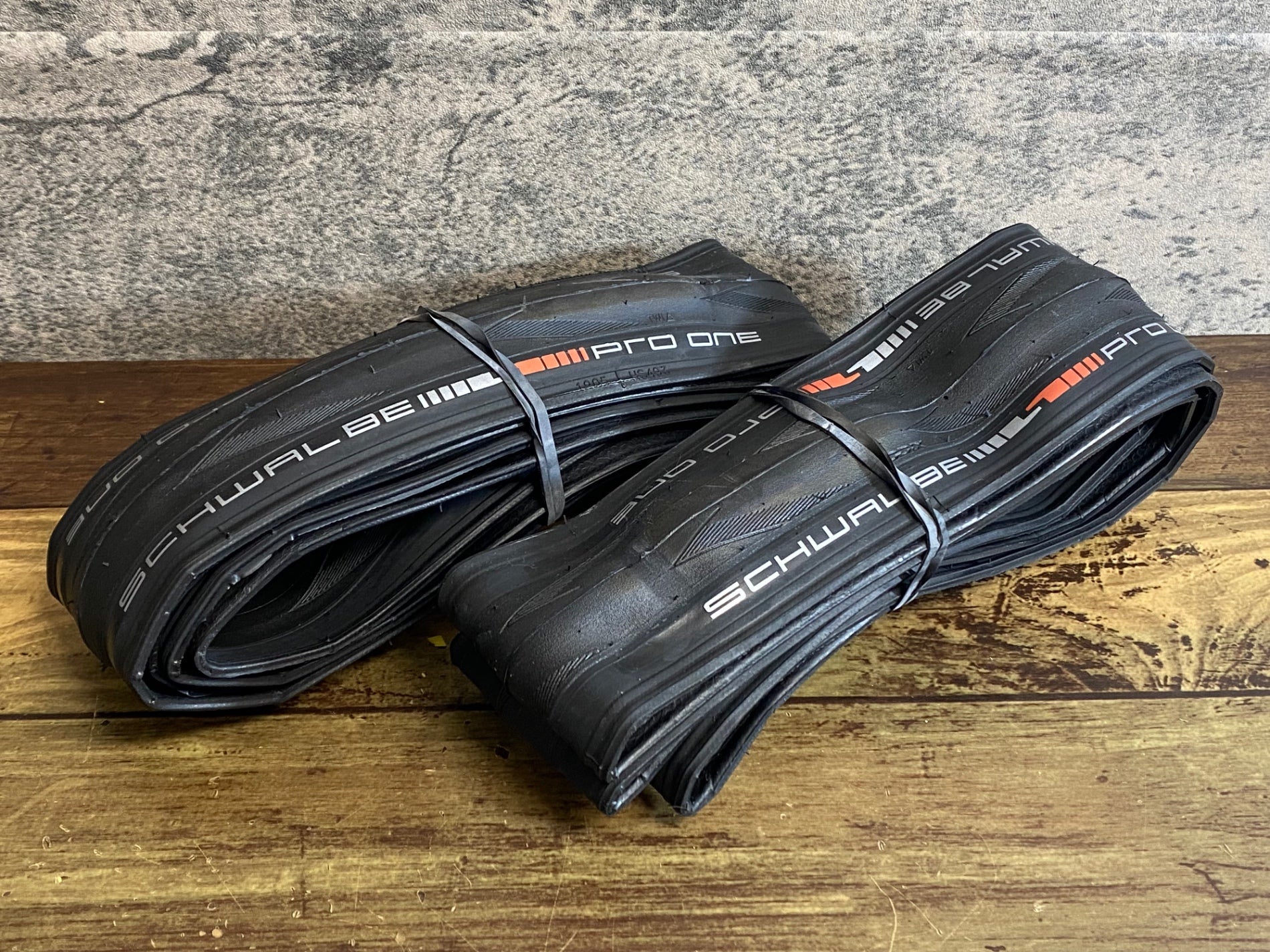 JT730 シュワルベ SCHWALBE PRO ONE TUBELESS EASY チューブレスタイヤ