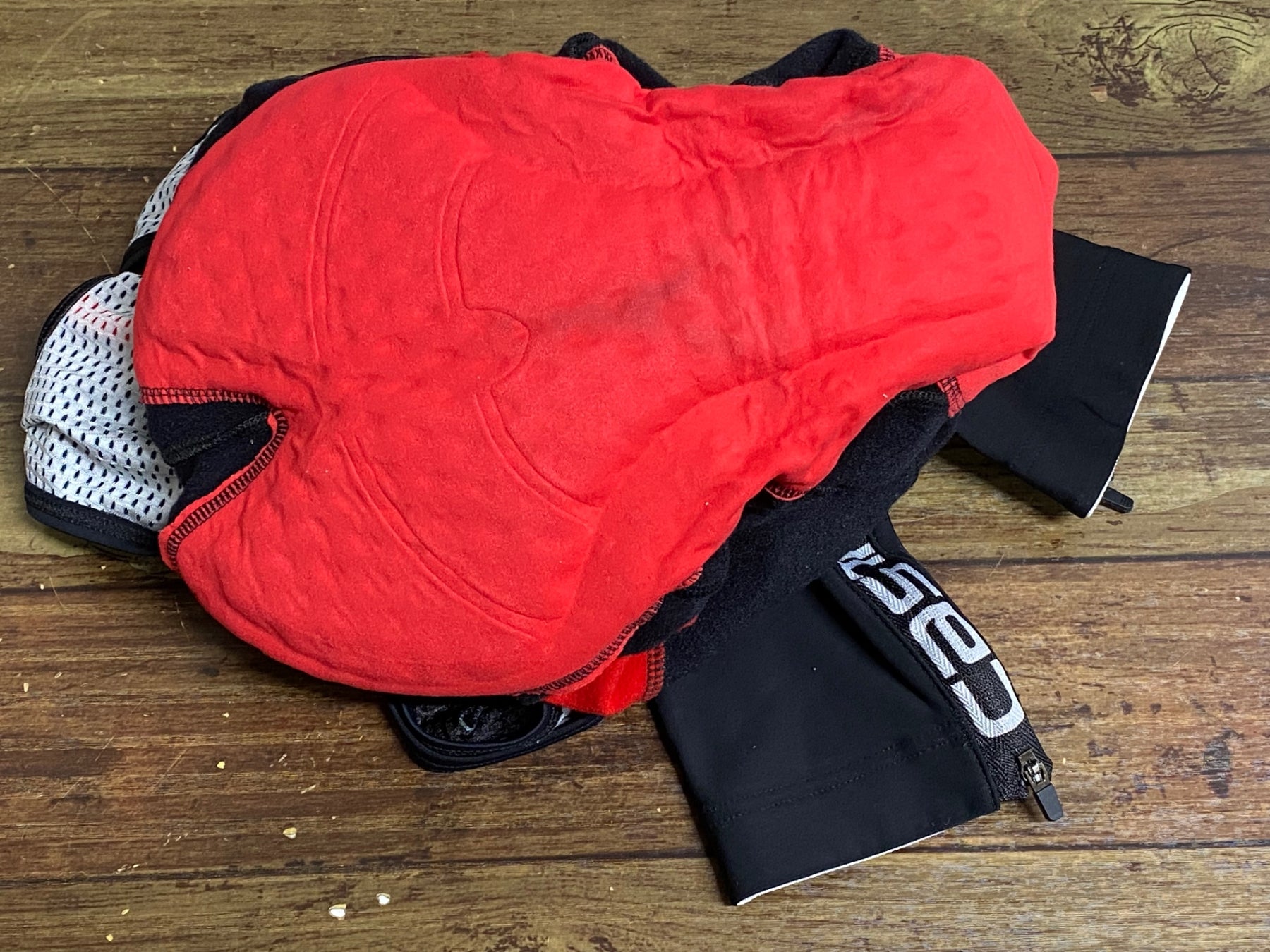 JT028 カステリ CASTELLI ビブタイツ 黒 赤 L 裏起毛 – BICI AMORE