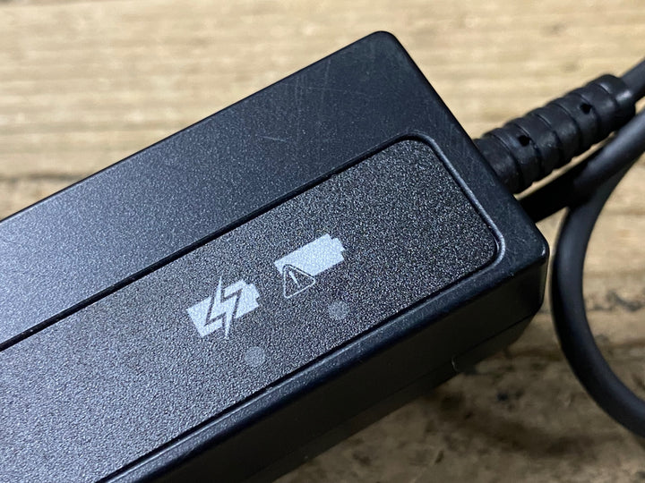 KF443 シマノ SHIMANO SM-BCR2 バッテリーチャージャー ※USBケーブル欠品