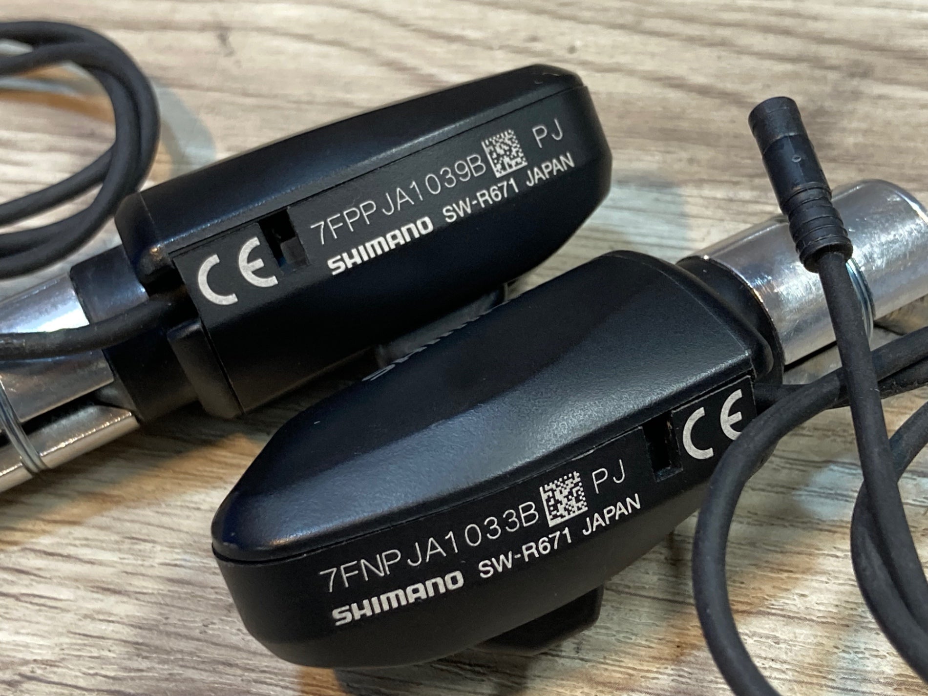 SHIMANO SW-R671 DHバー用サテライトシフター JU844 シマノ SHIMANO SW-R671 TT/トライアスロン DHバー シフト