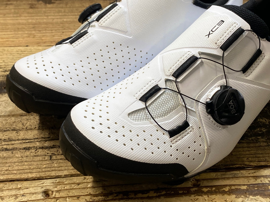 JW658 シマノ SHIMANO XC3 SH-XC300 W01S ビンディングシューズ EU42 SPD 白 ※未使用