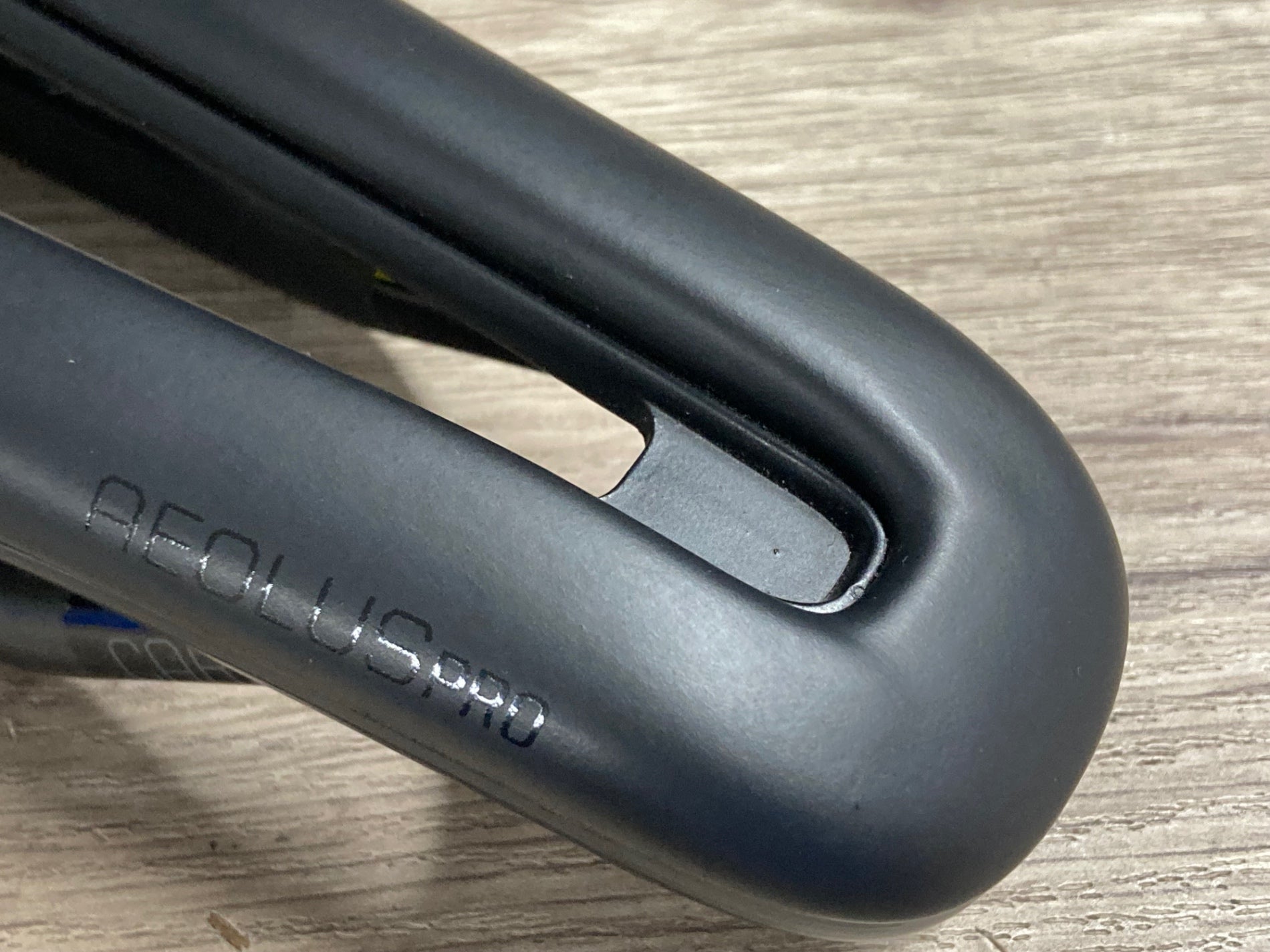 KF383 ボントレガー BONTRAGER AEOLUS PRO サドル 黒 145mm CARBON