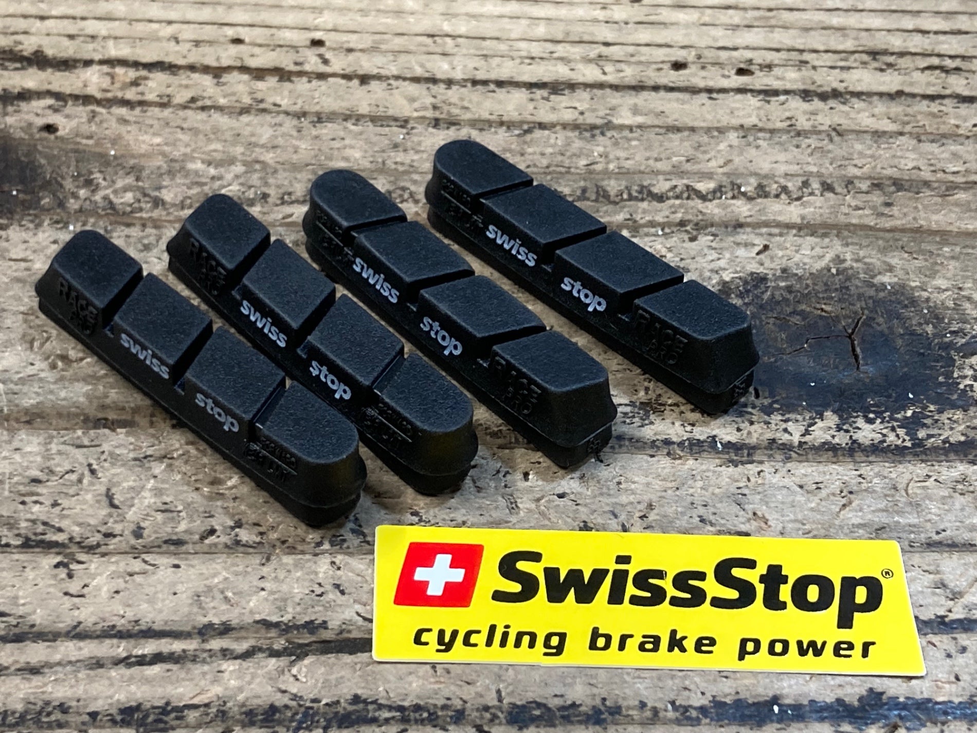 JU737 スイスストップ SWISS STOP RACE PRO ブレーキシュー