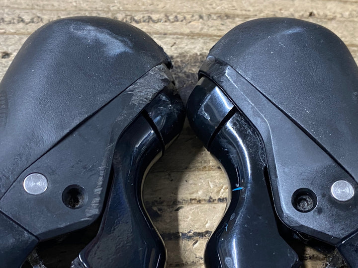 KG859 シマノ SHIMANO 105 ST-R7020 STIレバー 2×11S 油圧ブレーキ 黒