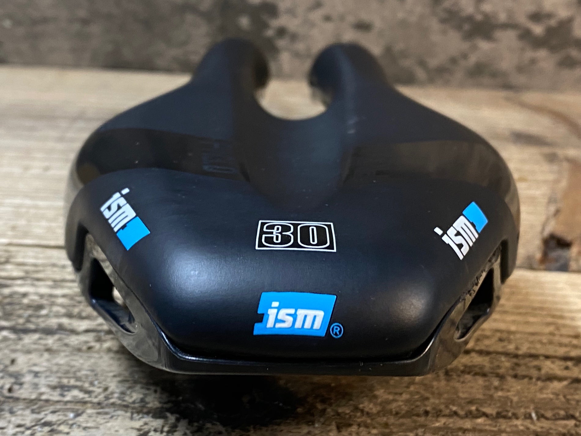 JT819 ISM ADAMO PN3.0 トライアスロン TTサドル – BICI AMORE ONLINE