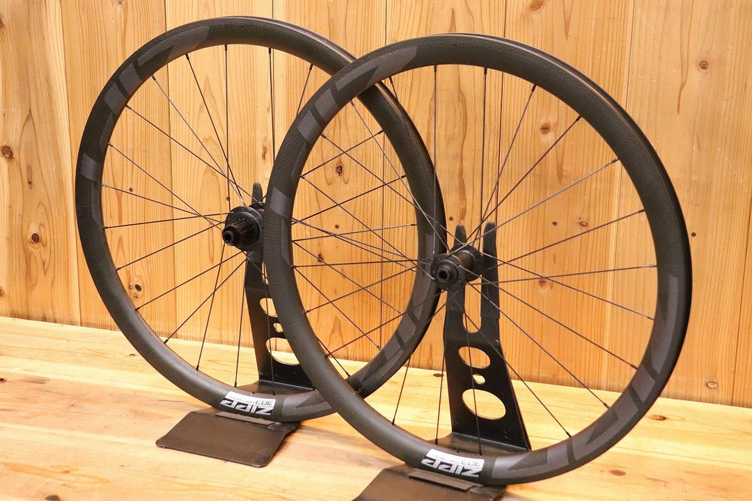 ジップ ZIPP 303 FIRECREST TUBELESS DISC カーボン チューブレスレディ ホイールセット シマノ 11S/12S フックレス 【芦屋店】