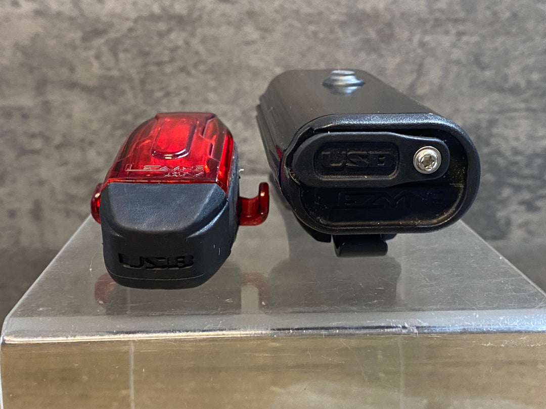 JN811 レザイン LEZYNE LITE DRIVE 1000XL/KTVリアライト 前後ライトセット 点灯確認済み