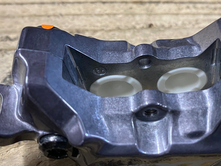 KH527 シマノ SHIMANO デオーレ DEORE XT BR-M8120 ディスクブレーキキャリパー 油圧