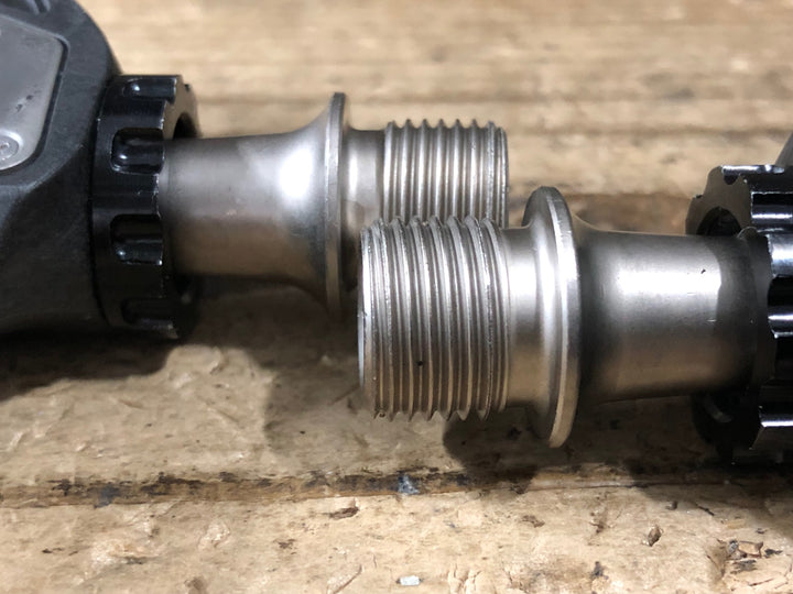 KC049 シマノ SHIMANO 105 PD-R7000 ビンディングペダル SPD-SL