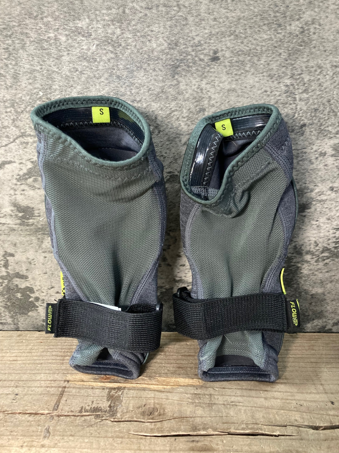 JX673 ixs Carve EVO+ elbow guard エルボーガード グレー XS