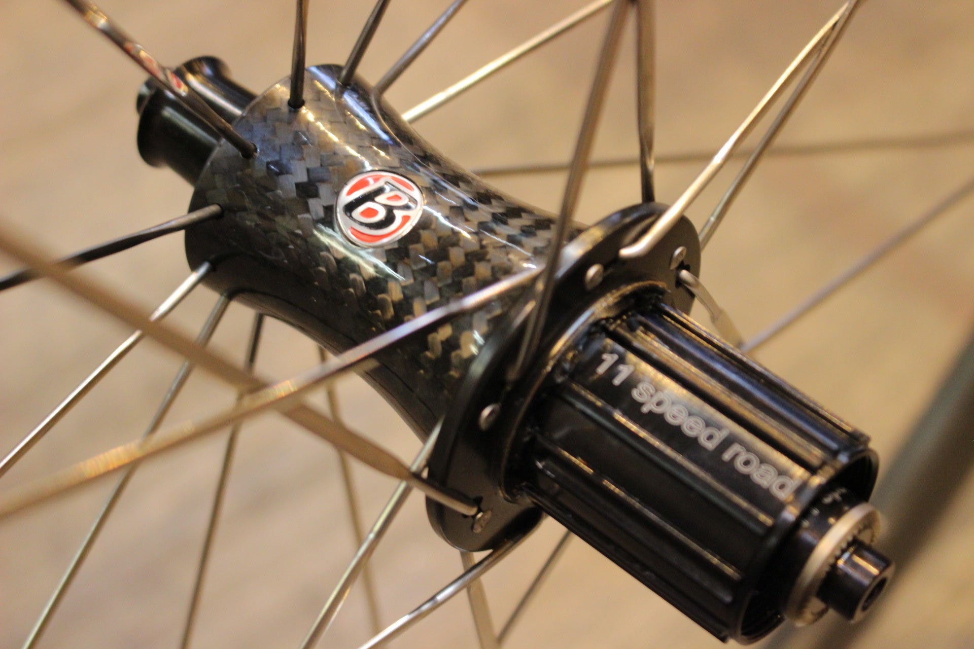 ボントレガー BONTRAGER RACEXXX LITE カーボン チューブラー ホイール