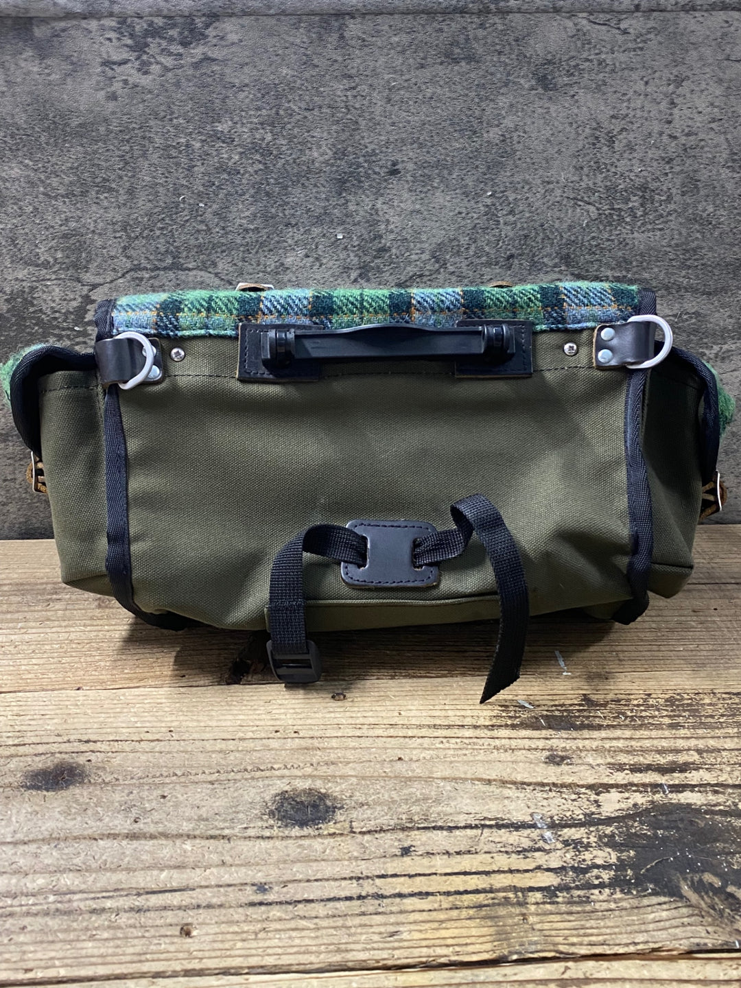 KR473 キャラダイス CARRADICE & HARRIS TWEED バッグ 緑