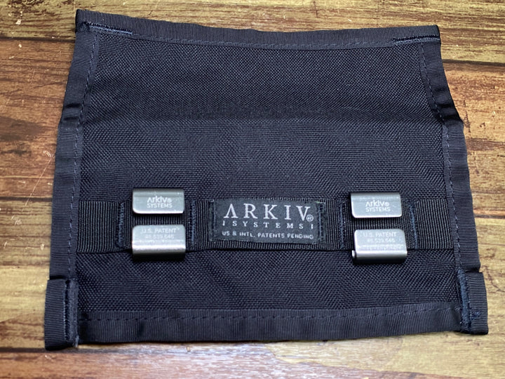 JB918 アーキブ Arkiv Utility Pocket コンパクトポーチ 黒