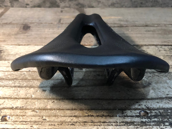 JV160 TNI LiteFly サドル 黒 カーボンレール