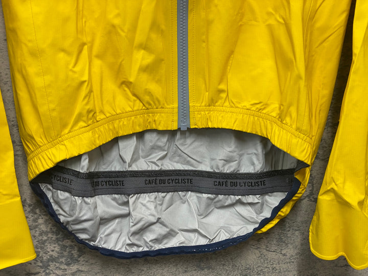 JY660 カフェドシクリステ CAFE DU CYCLISTE SUZETTE MEN 長袖 レインジャケット 黄 M