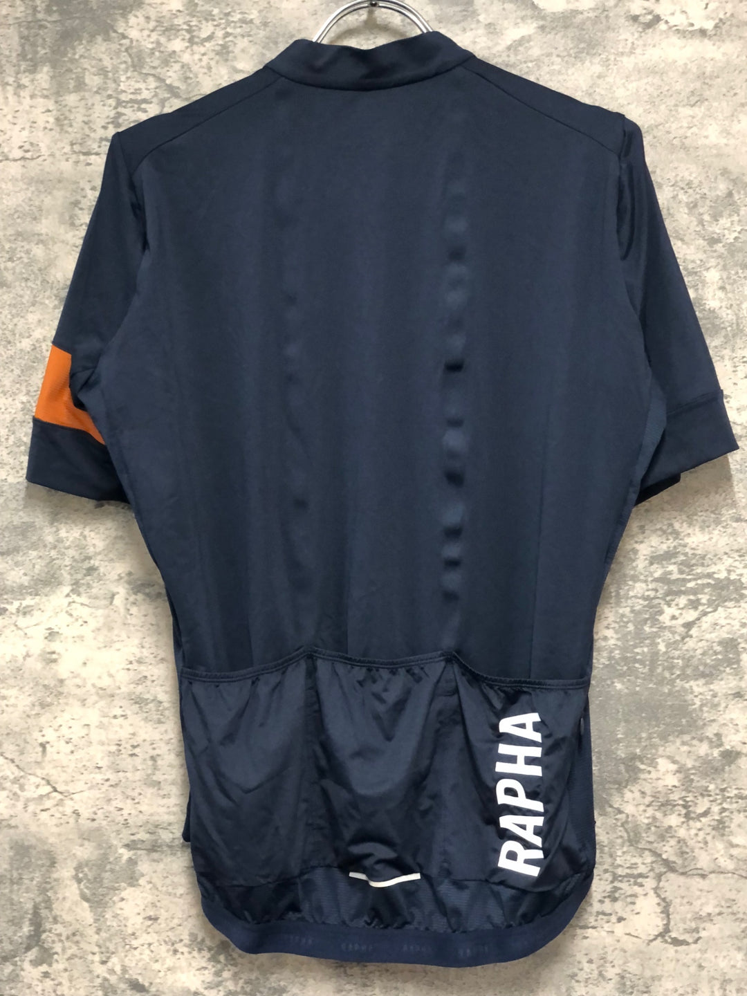 KE043 ラファ Rapha PRO TEAM TRAINING JERSEY Ⅱ 半袖 サイクルジャージ L ※穴空きのためジャンク