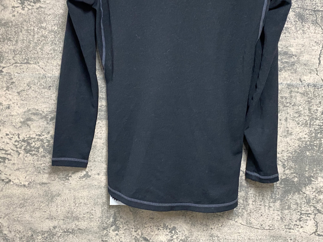 KG294 パールイズミ PEARL iZUMi 長袖 ベースレイヤー 黒 M