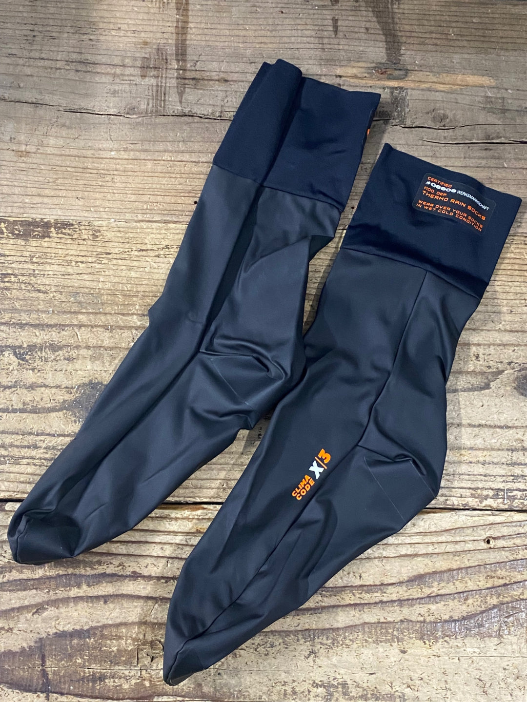KG046 アソス assos THERMO RAIN SOCKS オーバーソックス 黒 Ⅰ