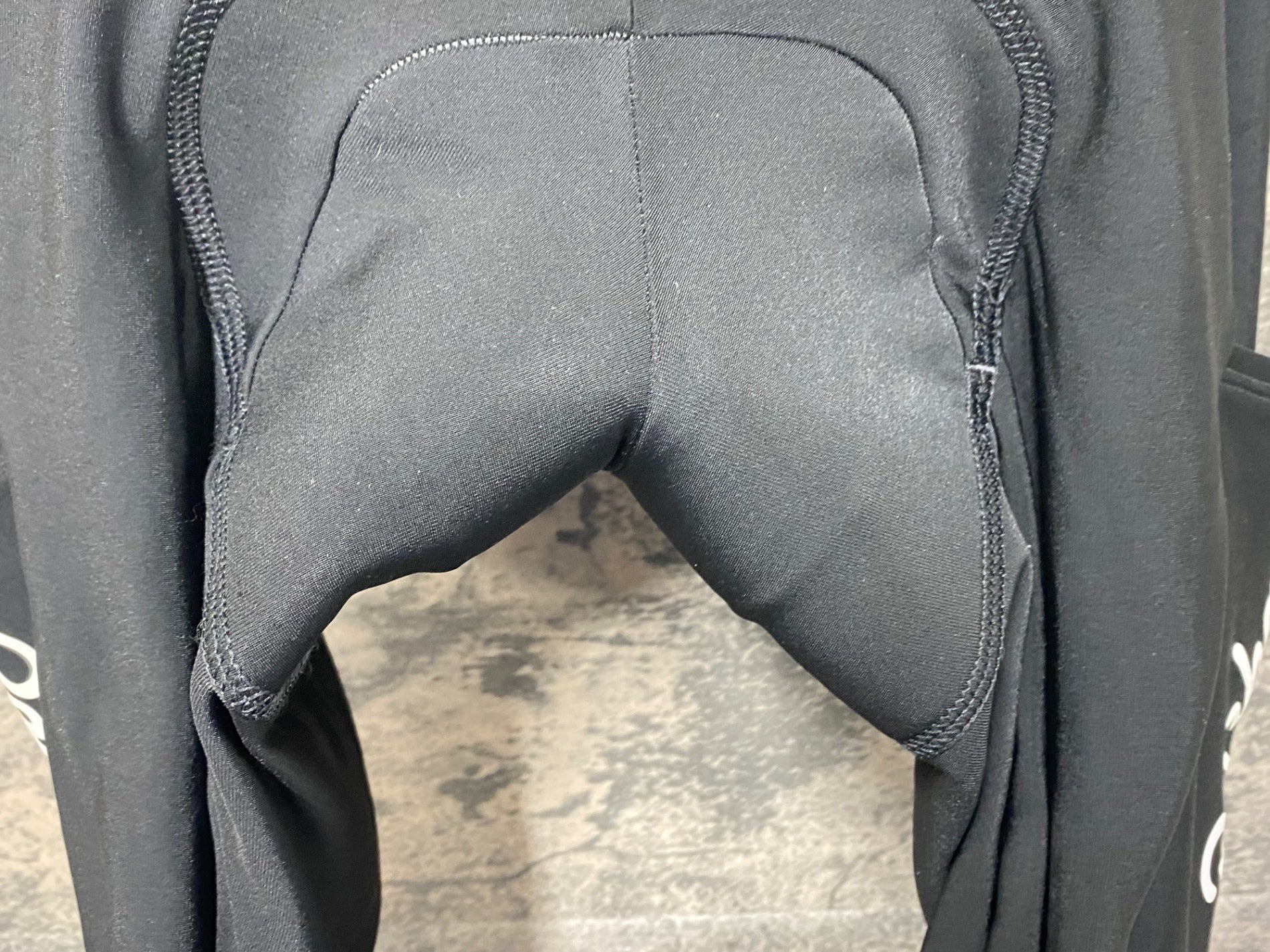 KF618 ラファ Rapha CORE CARGO WINTER TIGHTS WITH PAD ビブタイツ 黒