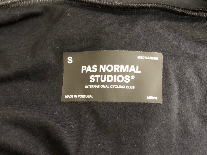 KK161 パスノーマルスタジオ PAS NORMAL STUDIOS MECHANISM 長袖 サイクルジャージ グレー 黒 S