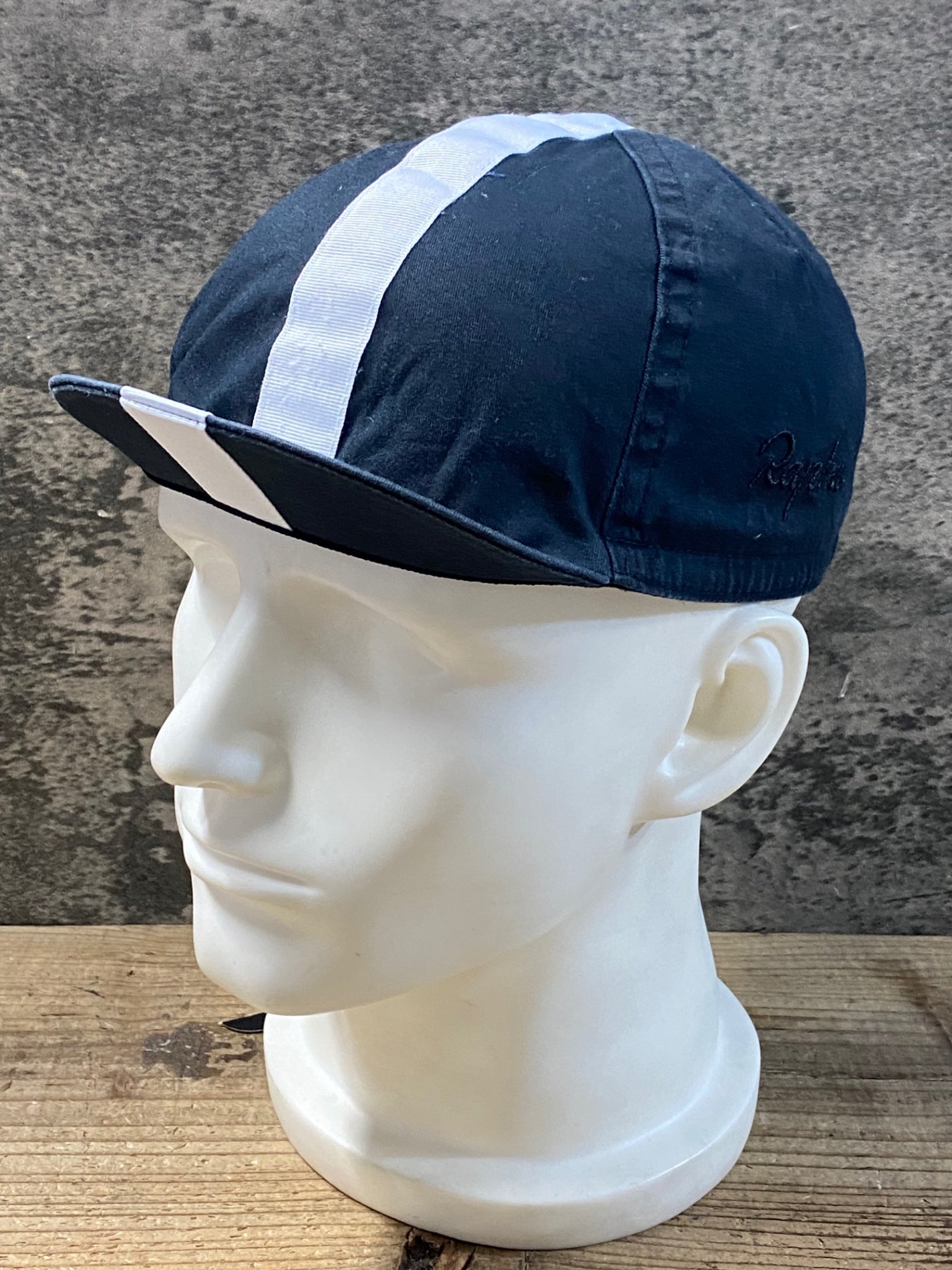 KB064 ラファ Rapha CAP Ⅱ サイクルキャップ 黒 M-L ※擦れ – BICI