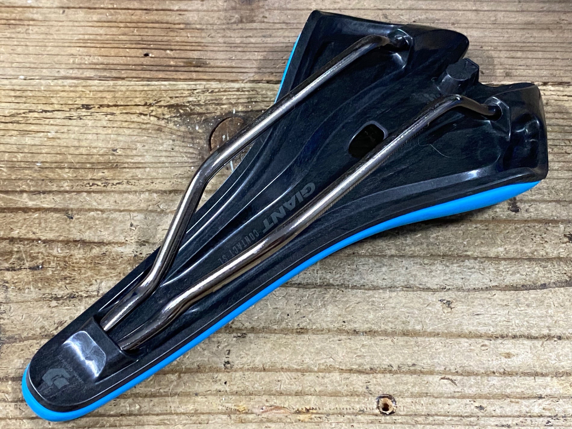 KD866 ジャイアント GIANT TEST SADDLE CONTACT SL サドル 130mm