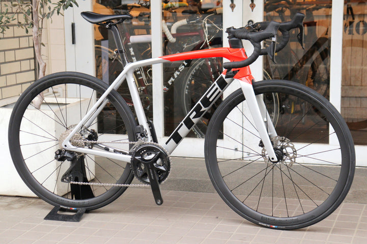 トレック TREK エモンダ ディスク EMONDA SL6 DISC 2023モデル 54サイズ シマノ 105 Di2 R7170 12S カーボン ロードバイク 【横浜店】