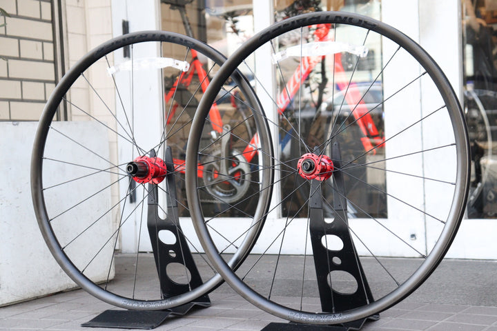 ボントレガー BONTRAGER パラダイム PARADIGM SL DISC アルミ チューブレスレディ ホイールセット シマノ11S/12S 【横浜店】