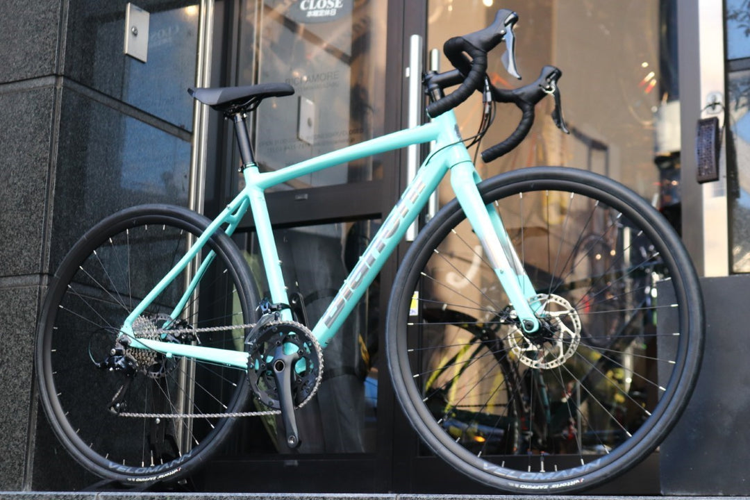 ビアンキ BIANCHI ヴィアニローネ VIA NIORE7 DISC 2022モデル 53サイズ シマノ ソラ R3000 9S アルミ ディスクブレーキ ロードバイク 【東京南麻布店】