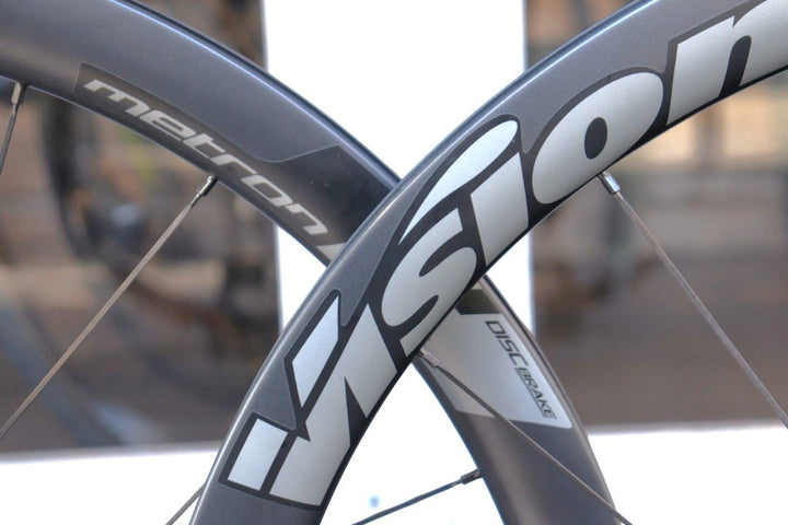 ヴィジョン VISION メトロン ディスク METRON 40 SL DISC カーボン チューブレスレディ ホイールセット シマノ11S/12S 【横浜店】