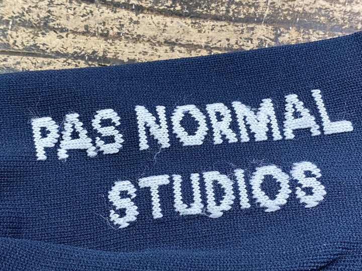 JL174 パスノーマルスタジオ PAS NORMAL STUDIOS カバーソックス シューズカバー ネイビー M
