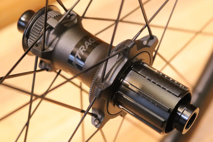 ボントレガー BONTRAGER アイオロス AEOLUS PRO 3V TLR DISC シマノ 11S/12S 25C カーボン チューブレスレディ グラベル ホイールセット 【広島店】