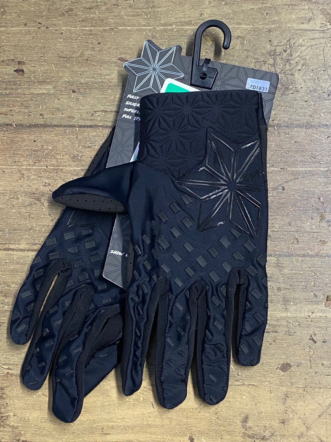 KG196 スパカズ SUPACAZ GALACTIC GLOVES 長指 グローブ 黒 M