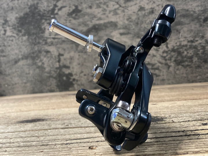 KJ939 シマノ SHIMANO 105 BR-5800 キャリパーブレーキ フロント ※ブレーキシュー欠品