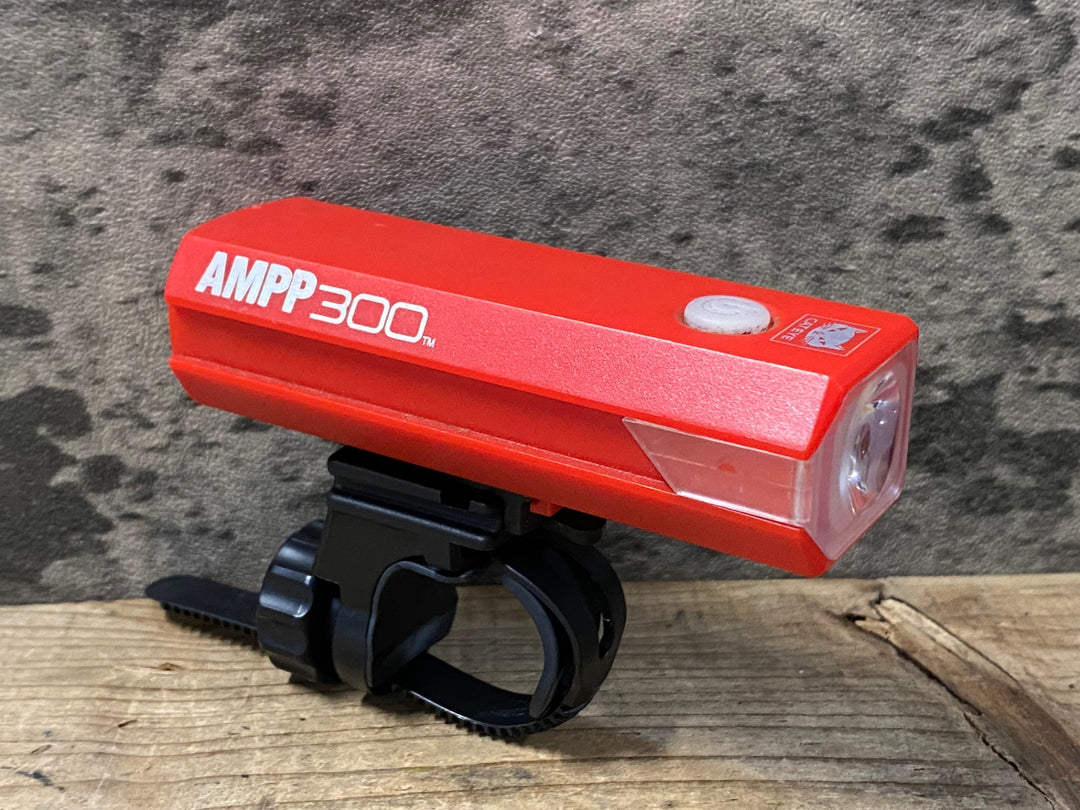 KK864 キャットアイ CATEYE AMPP300 フロントライト 赤 点灯確認済