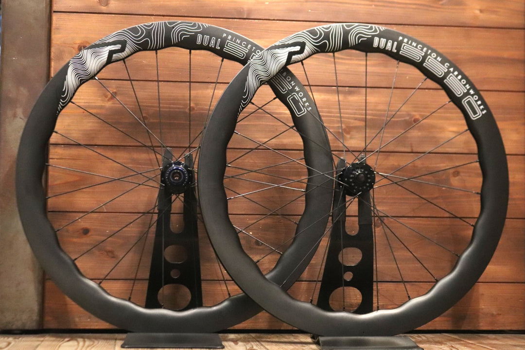 プリンストンカーボンワークス PRINCETON CARBON WORKS DUAL5550 カーボン チューブレス ホイールセット シマノ 11/12S 22C 【東京南麻布店】
