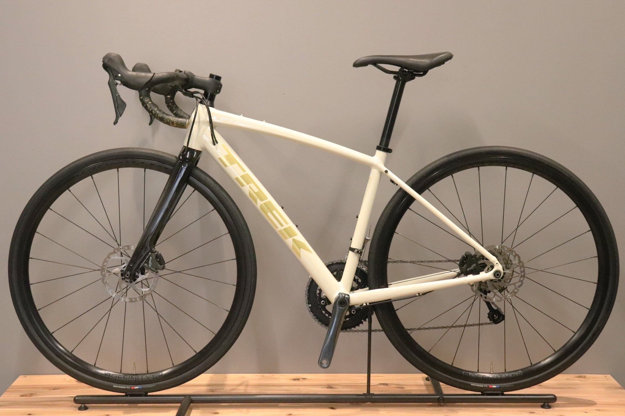 トレック TREK ドマーネ DOMANE AL4 DISC GEN3 2021モデル 49サイズ
