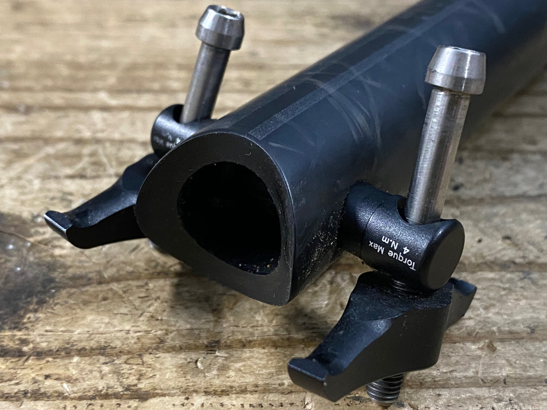 KJ740 トーケン TOKEN MTX カーボン シートポスト Φ27.2 400mm クランプ傷
