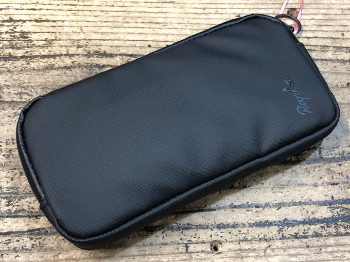 JZ194 ラファ Rapha RAINPROOF ESSENTIALS CASE LARGE ポーチ 黒 ※ロゴ一部剥がれ