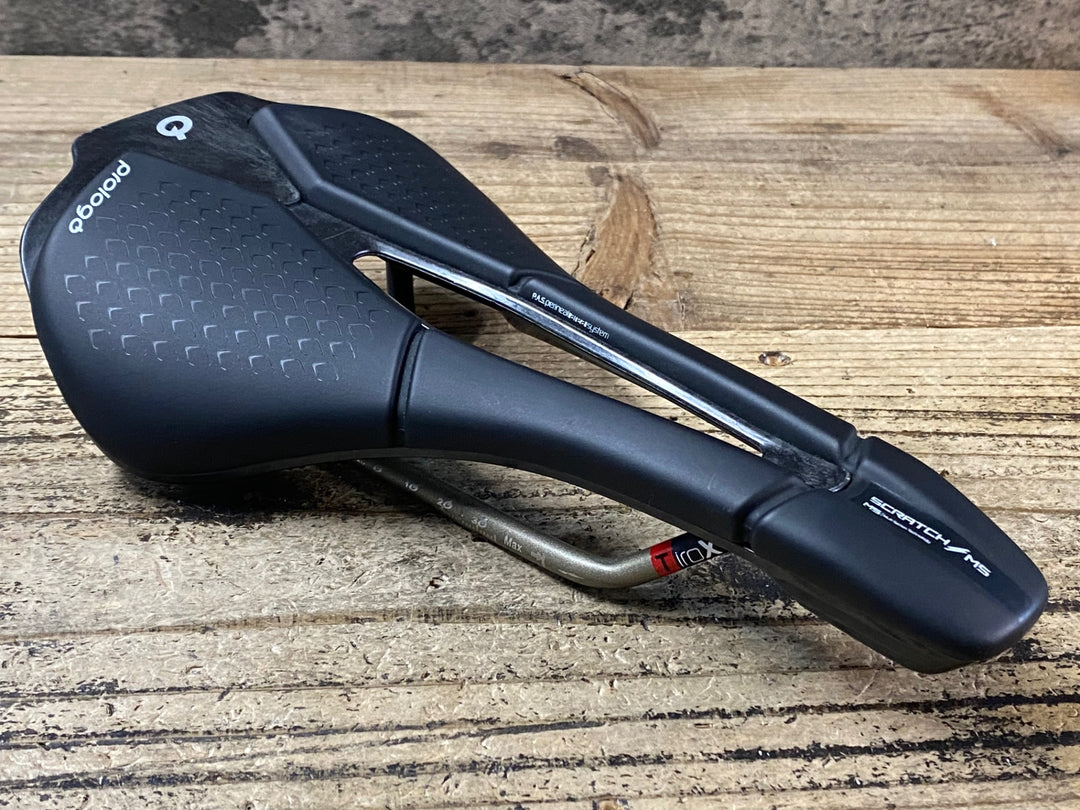 KB461 プロロゴ prologo SCRATCH M5 PAS サドル 黒 Tiroxレール